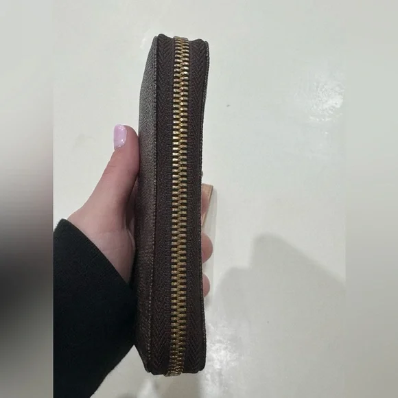 Michael Kors Monogram Wallet - Picture 9 of 13